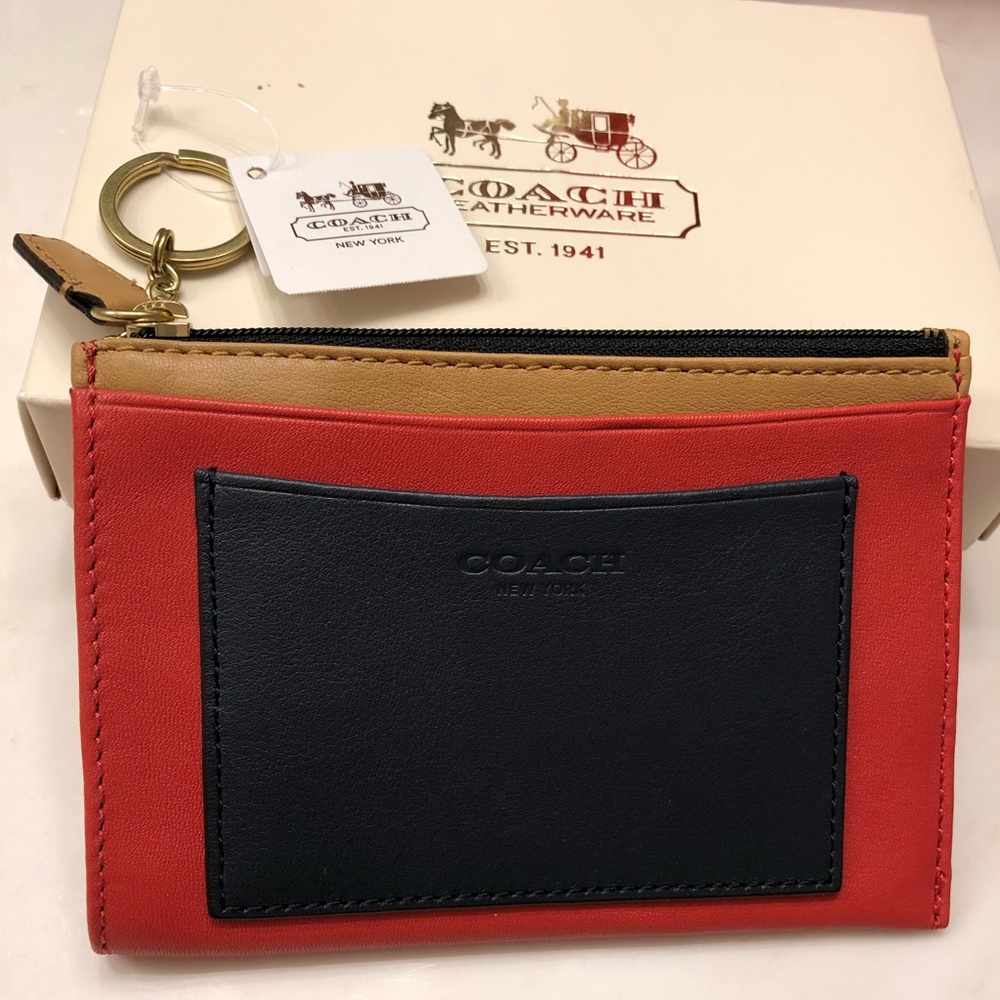 Brand New Coach Zip Card Case Key Wallet